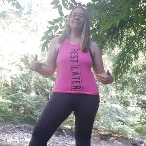 Meet your Posher, Alexandra